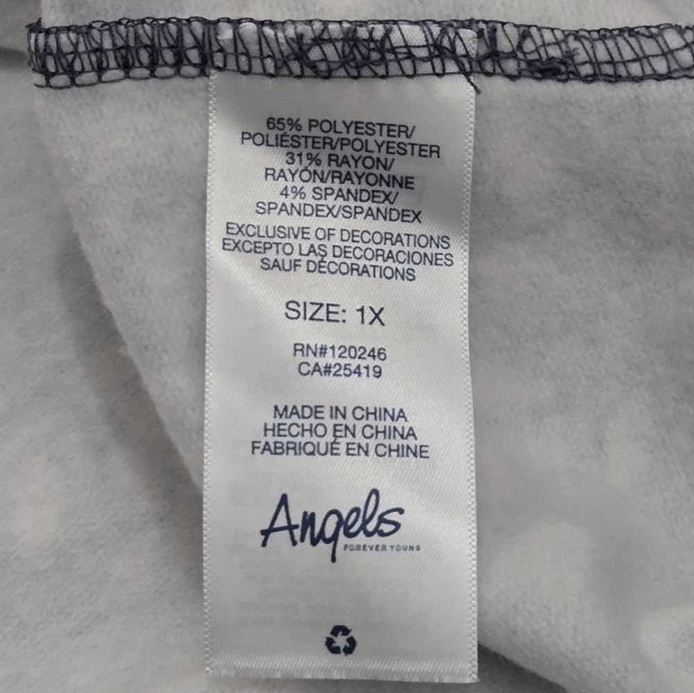 Angels Forever Young Pullover Floral Hoodie NWT Size:1X - Picture 3 of 9